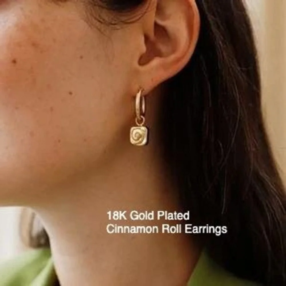 18K Gold Plated Cinnamon Roll Hoop Earrings‎ Whimsical Foodie Jewelry